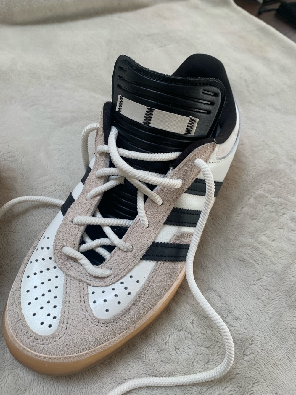 ADIDAS benito ~ Bad Bunny
